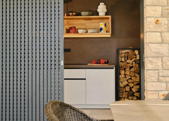 Volpe By Guide *